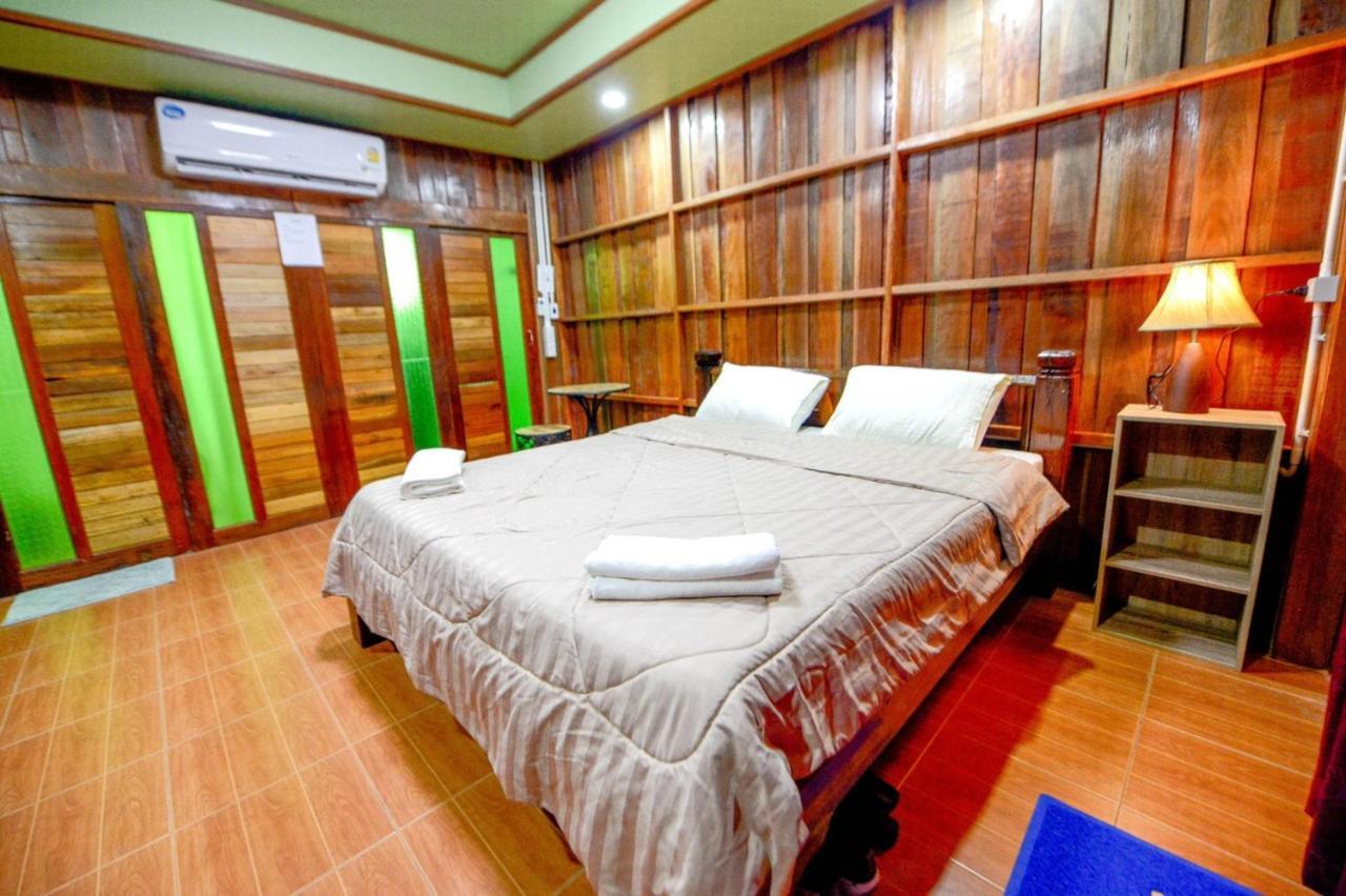 MRK Resort&Massage Lop Buri Exterior foto