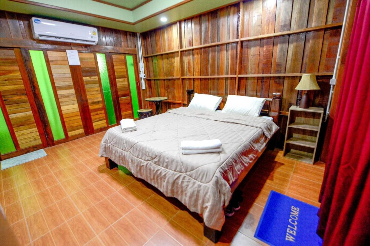 MRK Resort&Massage Lop Buri Exterior foto